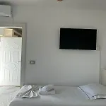 Hotel Nostos Palase 3*