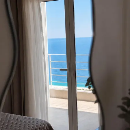 Hotel Nostos Palase 3*